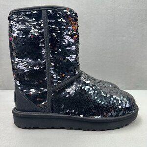 UGG Classic Short Womens Size 6 Boots Black Gold Glitter Sparkle Sequin Winter